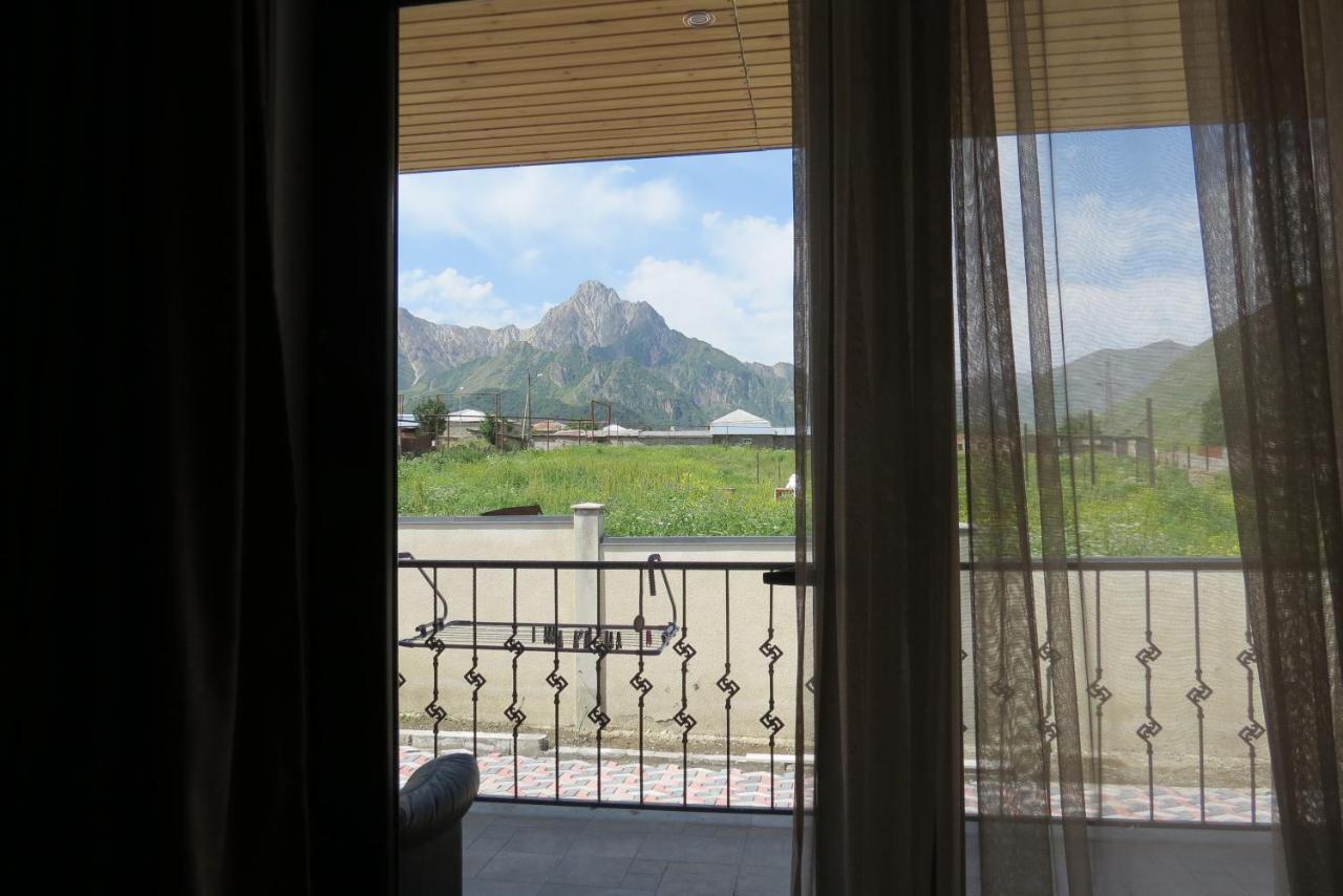 Bibo'S Kokhi Guesthouse Kazbegi Exterior foto